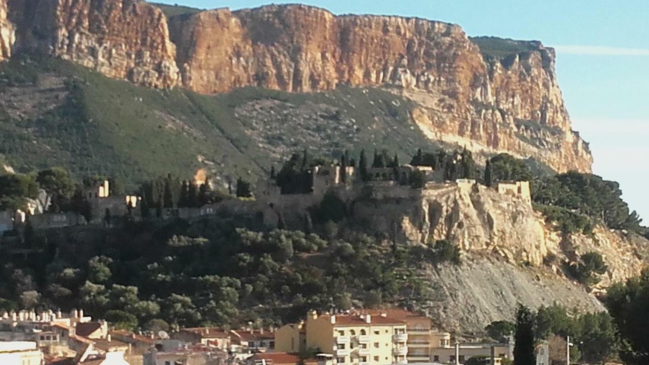 Апартаменты Cassis Centre- Entre Falaise Et Port Экстерьер фото